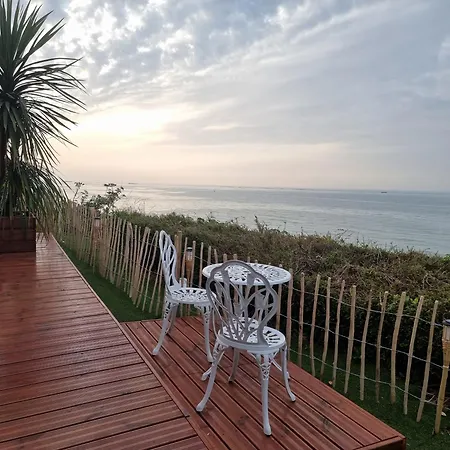 Lodge La Bayeuzen - La Saint-Come-de-Fresne