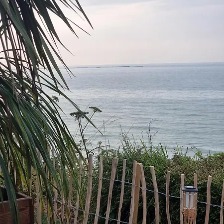 La Bayeuzen - La * Saint-Come-de-Fresne