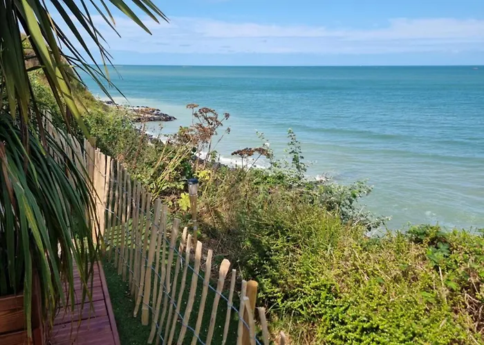 La Bayeuzen - La Saint-Côme-de-Fresné