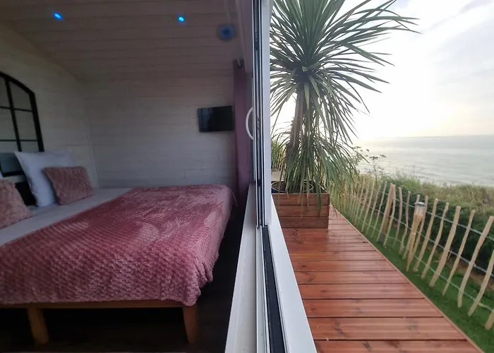 La Bayeuzen - La Lodge Saint-Côme-de-Fresné