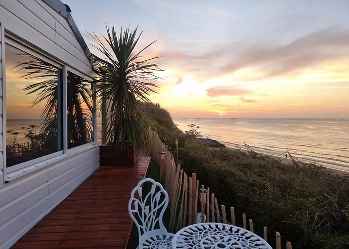 אכסניה La Bayeuzen - La